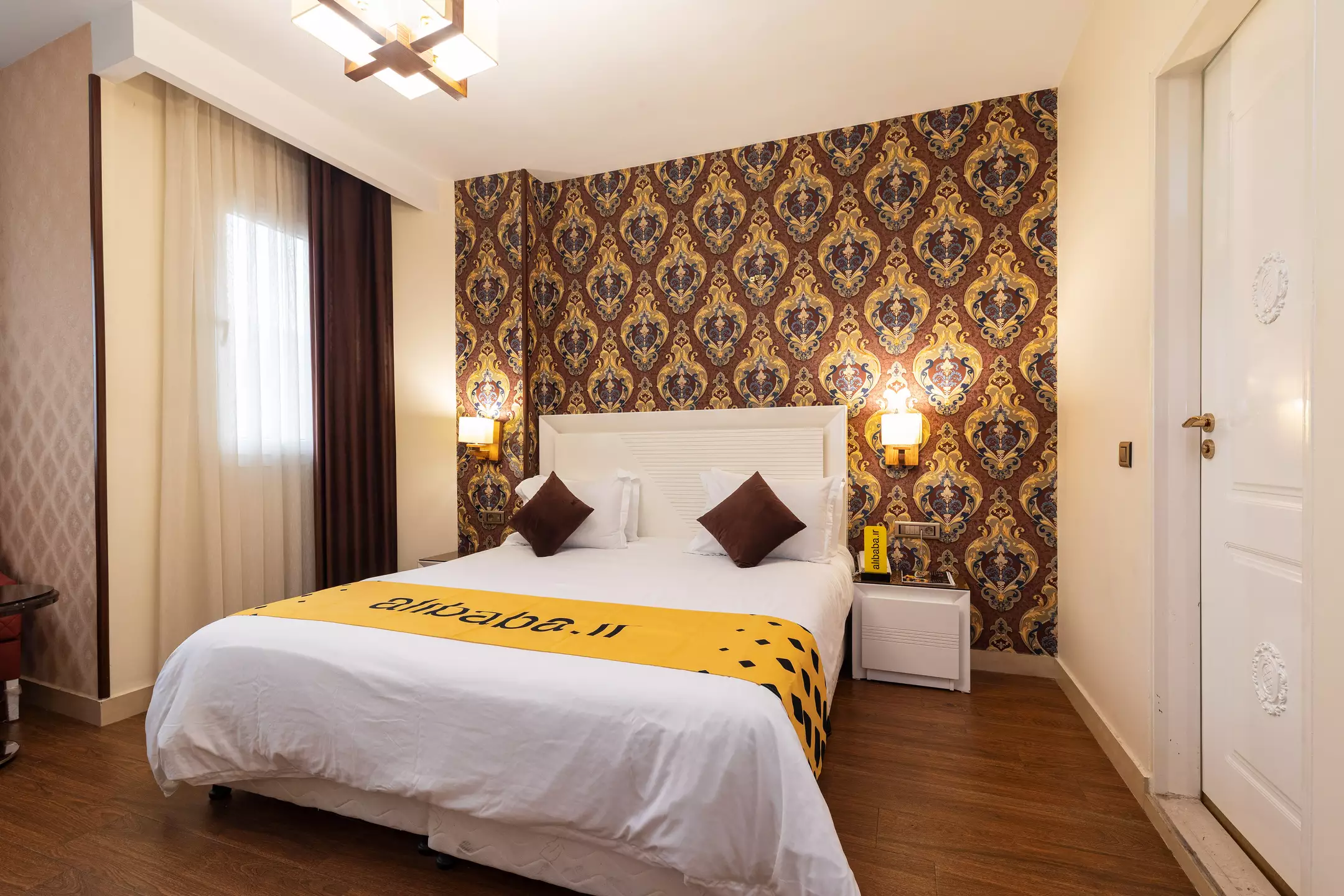 Alibaba https://cdn.alibaba.ir/ostorage/hotel-accommodation-images/68061ebb19aa61e2a799b075_هتل ایریانو - اتاق دوتخته دبل (1).webp